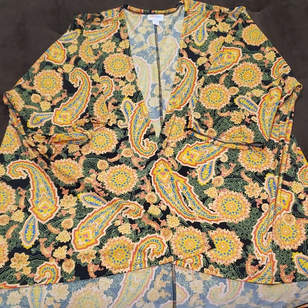 Lularoe-Lindsey